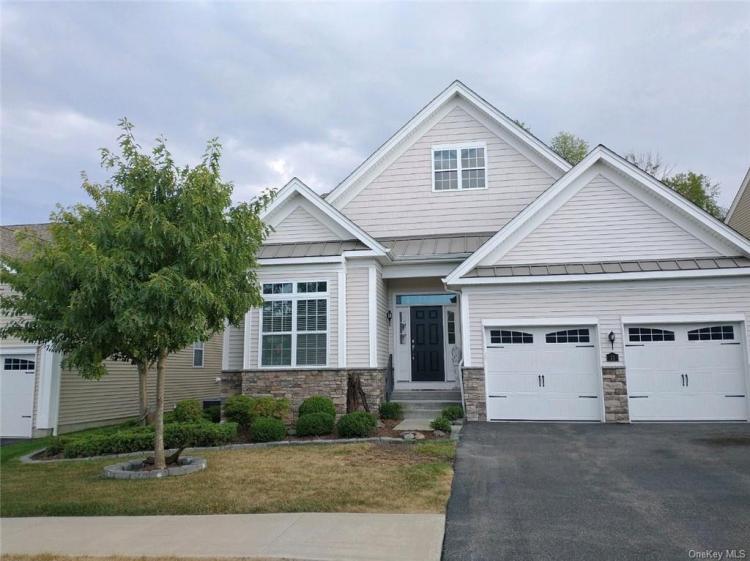 11 Linwood Drive, Wappingers Falls, NY 12590