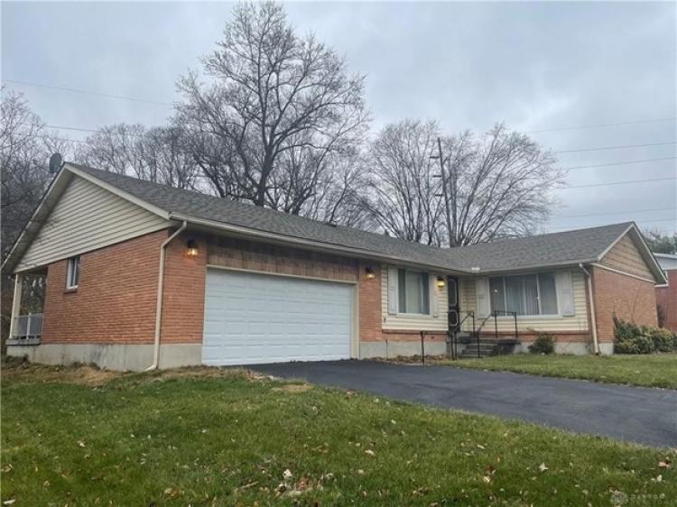 6021 Marshall Rd, Centerville, OH