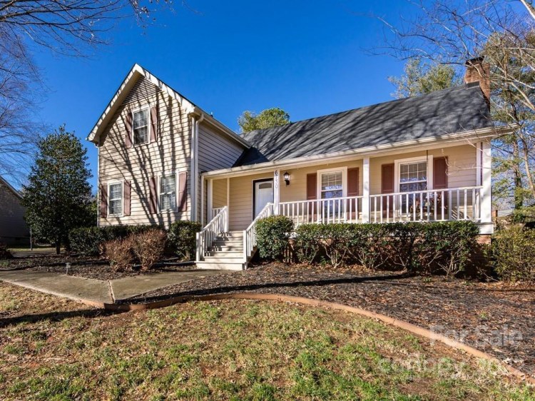 6730 Woodshed Circle, Charlotte, NC 28270