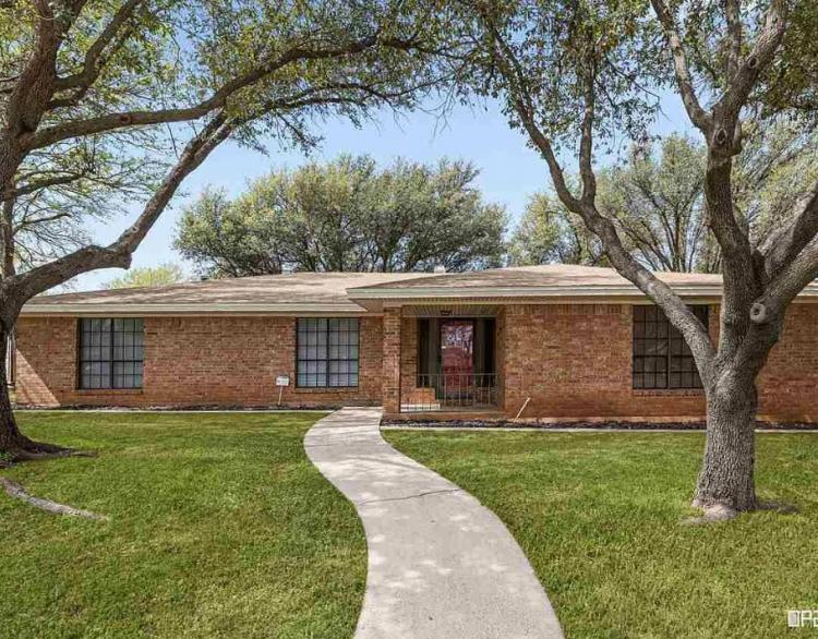 3500 Windsor Ln, Wichita Falls, TX 76308