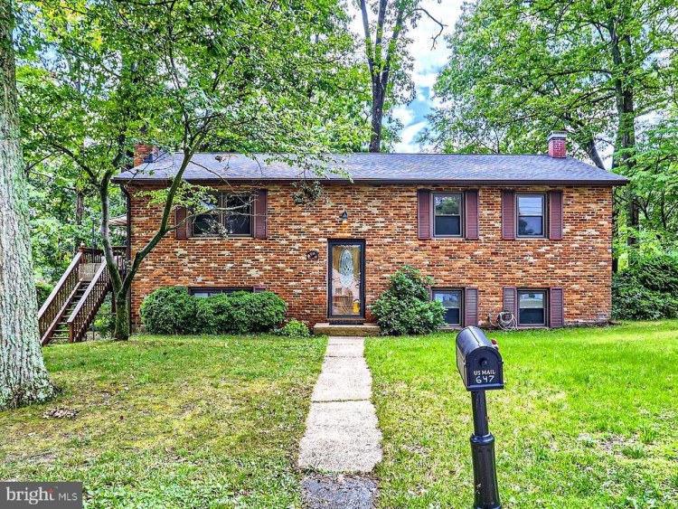 647 C STREET, PASADENA, MD 21122