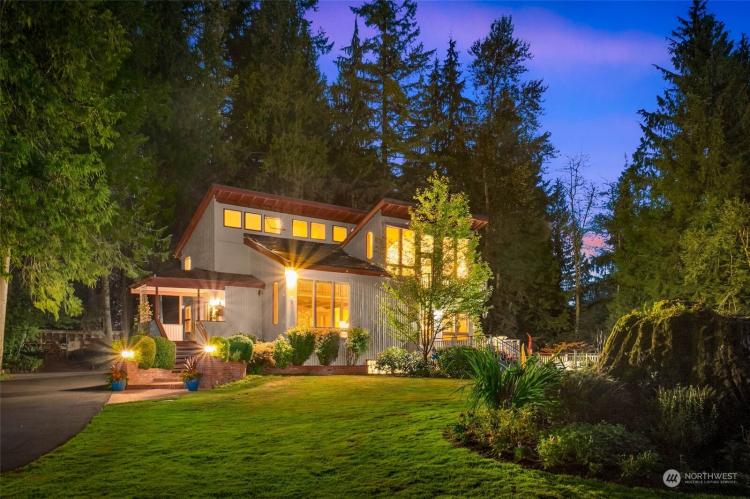 20122 230th Avenue NE, Woodinville, WA 98072