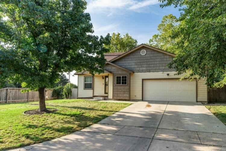 2157 S Lark Ct, Wichita, KS 67209