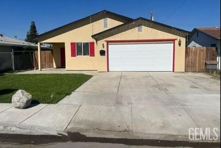 1530 Mint St, Bakersfield, CA 93304