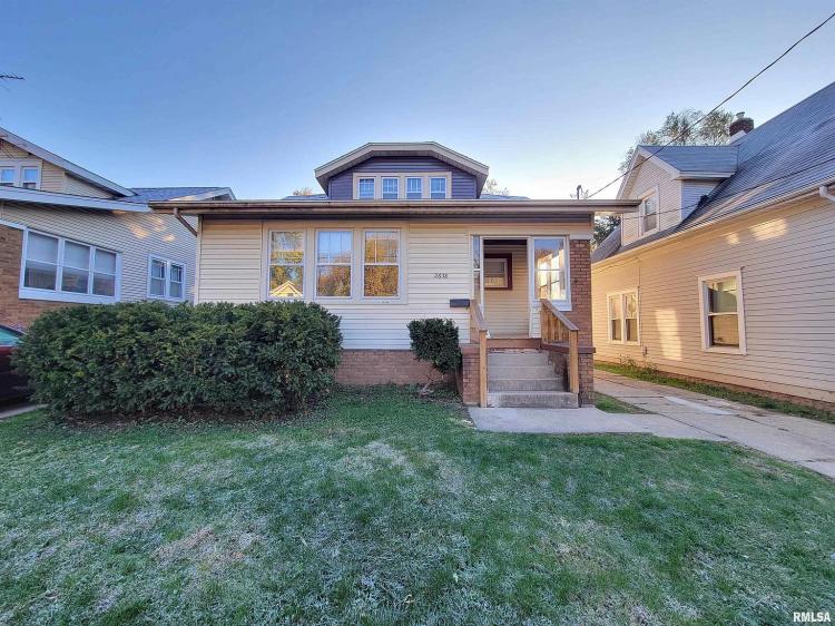 2638 N Missouri Ave, Peoria, IL 61603