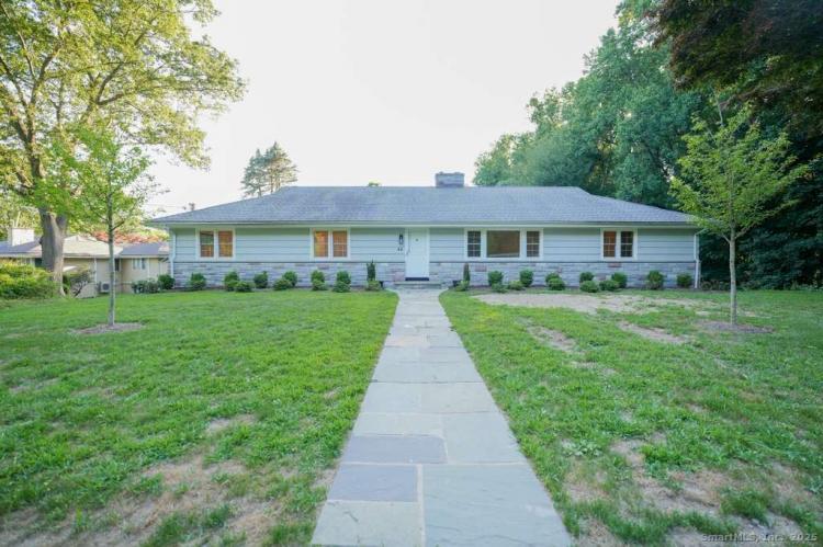 45 Frenchtown Rd, Trumbull, CT 06611