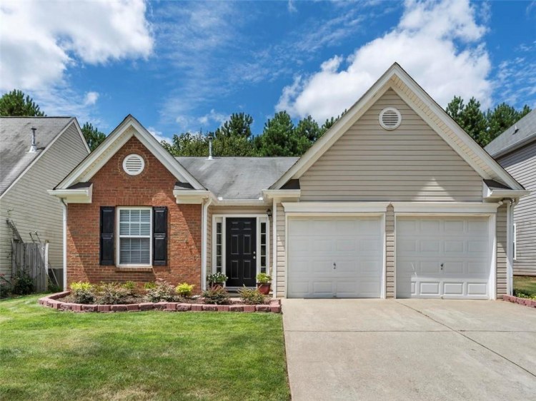 213 Weatherstone Pointe Drive, Woodstock, GA 30188