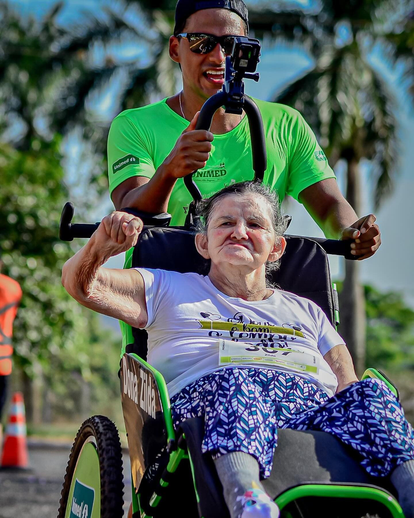 Posso não ser o melhor desse esporte mas com certeza tenho a melhor companhia! 
.
.
.
.
#run #corrida #superacao #motivacao 
@unimedssp @unimedaltamogiana @unimedbr