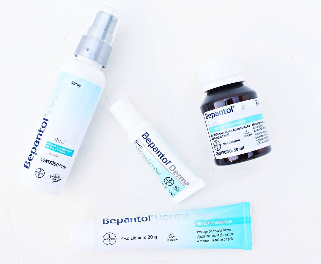 Recebi varios produtinhos da @bepantolderma para testar e compartilhar com vocês todos os benefícios desses produtos maravilhosos que tem inúmeras finalidades. A marca é bastante conhecida e já é consagrada como uma excelente soluções cosméticas.
.
 Confere no blog o post que eu tô contando tudo sobre esses produtos que serve tanto para pele, cabelos e lábios. www.vidadeblogueira.com
.
 Obrigada @bepantolderma por abraçar essa campanha linda. #vocêélindadoseujeito. .  #bepantol #beleza #vidadeblogueira #blogger