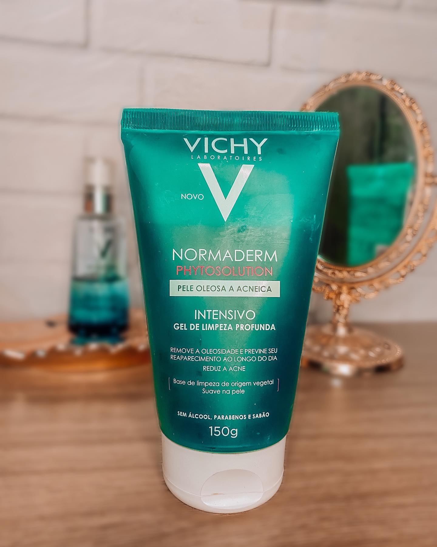 Que a Vichy é incrível a gente já sabe, mas você já conhece TOOOODOS os benefícios do Normaderm Phytosolution? 😍

Então vamos conhecer alguns:

➡️ Remove a oleosidade sem ressecar;
➡️ Reduz a acne;
➡️ Limpa os poros profundamente;
➡️ Preserva a pele;
➡️ Fórmula completa ideal para oferecer saúde a sua pele;
➡️ Recomendada pelo dermatologista;
➡️ Evita a sensação de pele repuxada.

Demais né? ✨ 

#InsidersPhytosolution #AdeusOleosidadeComPhyto #NormadermPhytosolution #TheInsidersBrasil