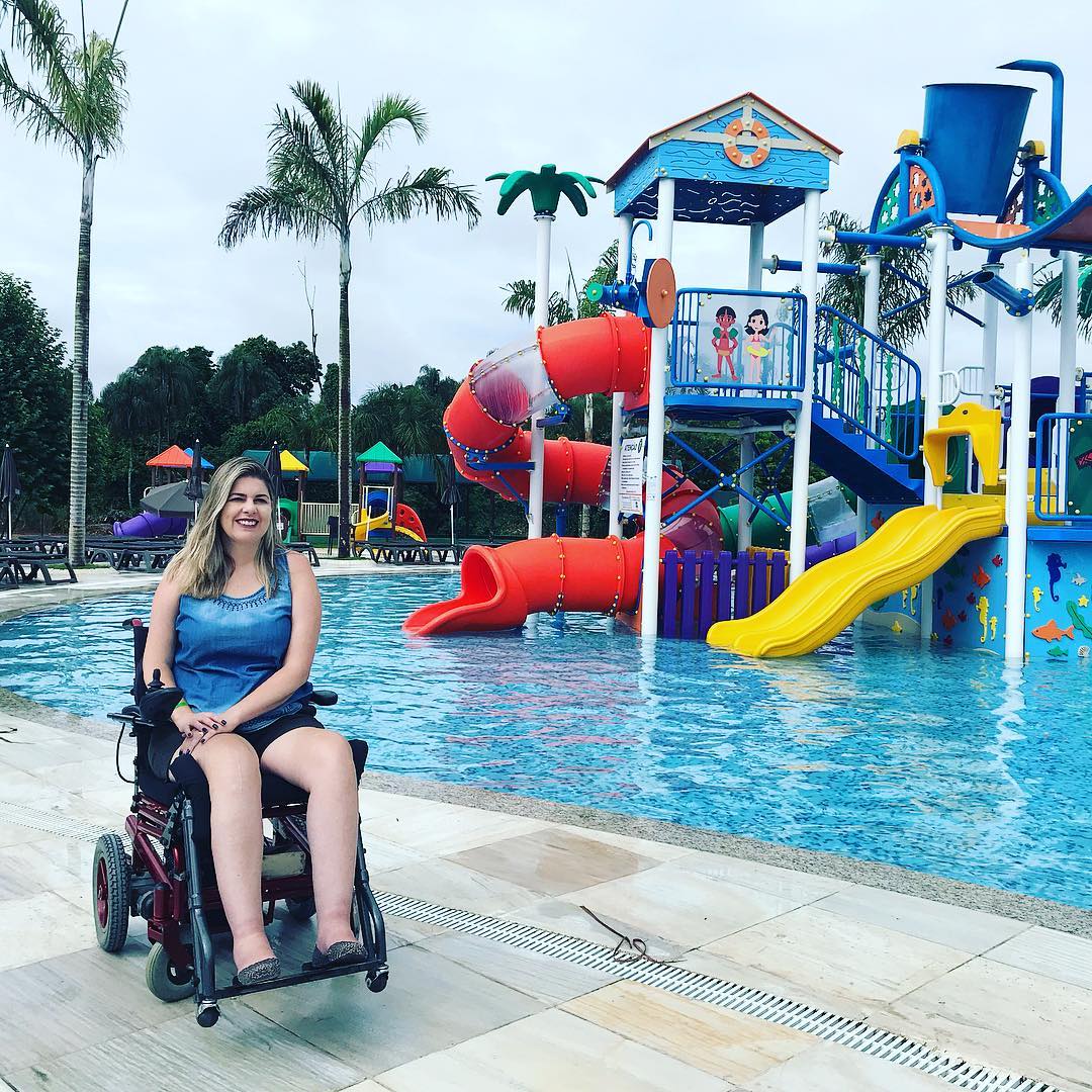 E onde gostaríamos de estar nesse calor?
Eu com certeza nessa piscina 
@tauaresorts .
.
#resort #piscina #calor #acessivel #cadeirante #tauaresorts