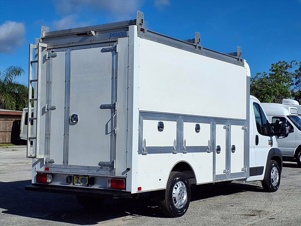 Finding the Right Plumbing Truck for Your Business Needs in Bradenton, FL