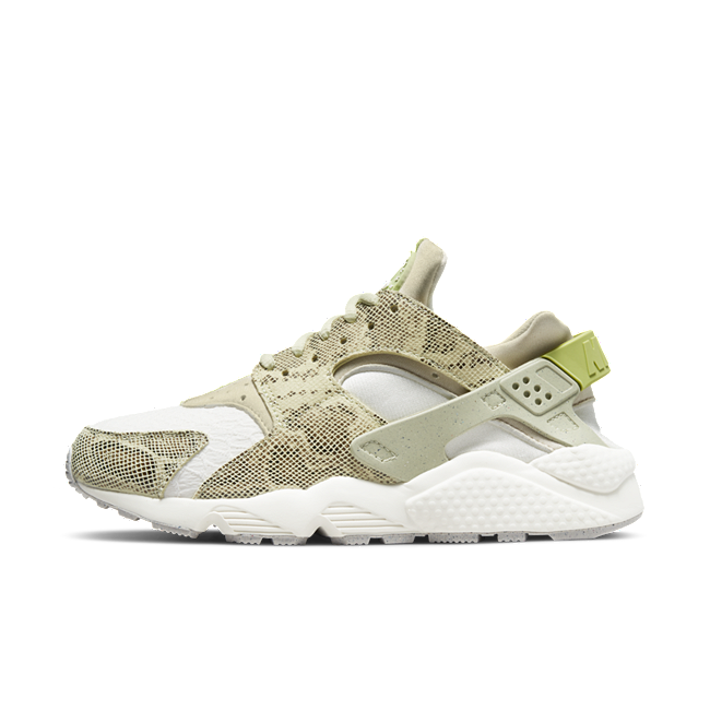 Nike Air Huarache DV3207-001