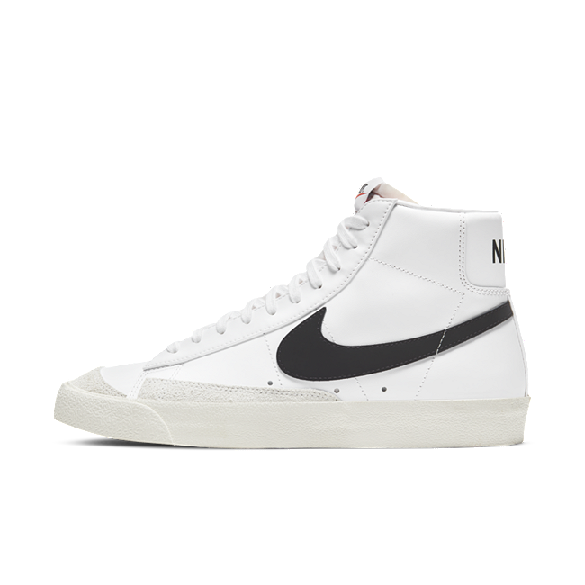 Nike Blazer Mid '77 Vintage BQ6806-100 01