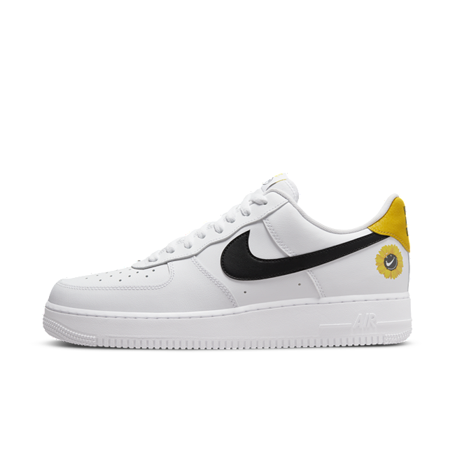 Nike Air Force 1 '07 LV8 DM0118-100