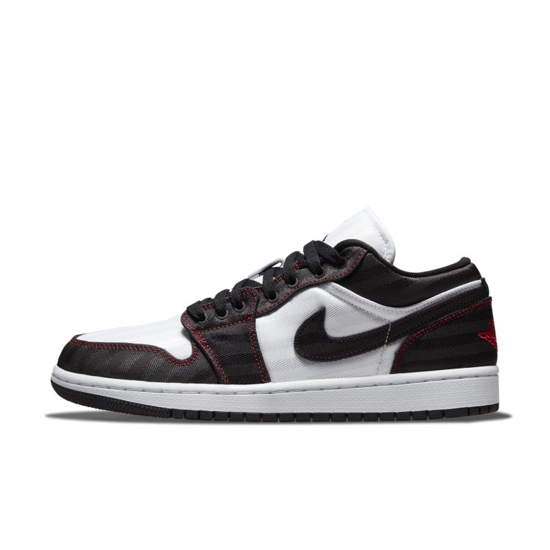 Jordan 1 Low SE Utility DD9337-106