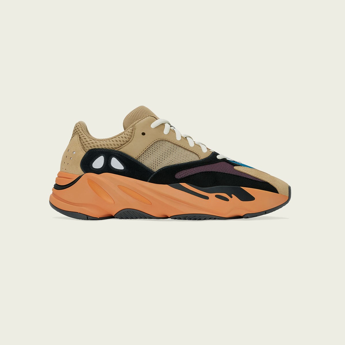 yeezy 700 bruin