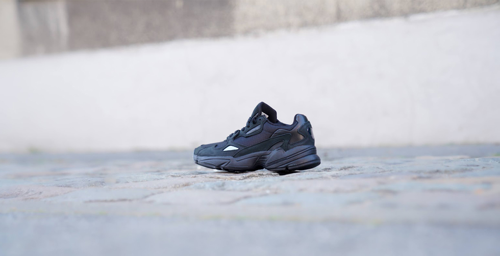 adidas Falcon
