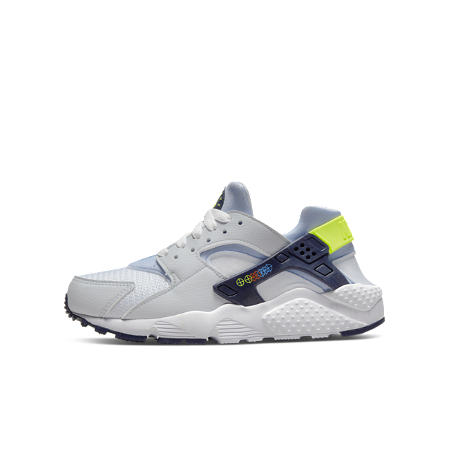 Nike Huarache Run DV3479-100 01