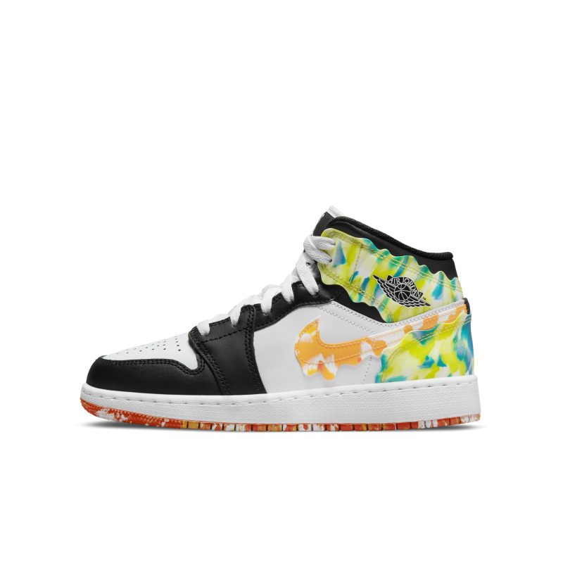 Jordan 1 Mid SE DJ6563-038 01