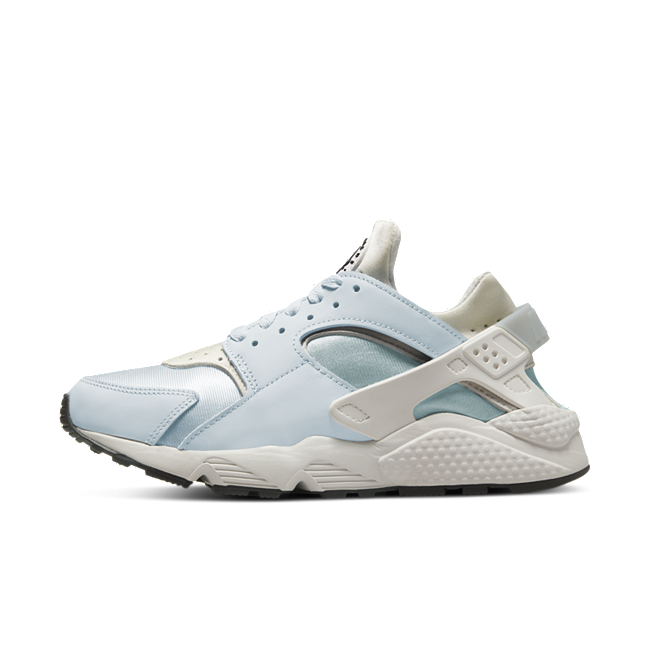 Nike Air Huarache DH4439-400 01