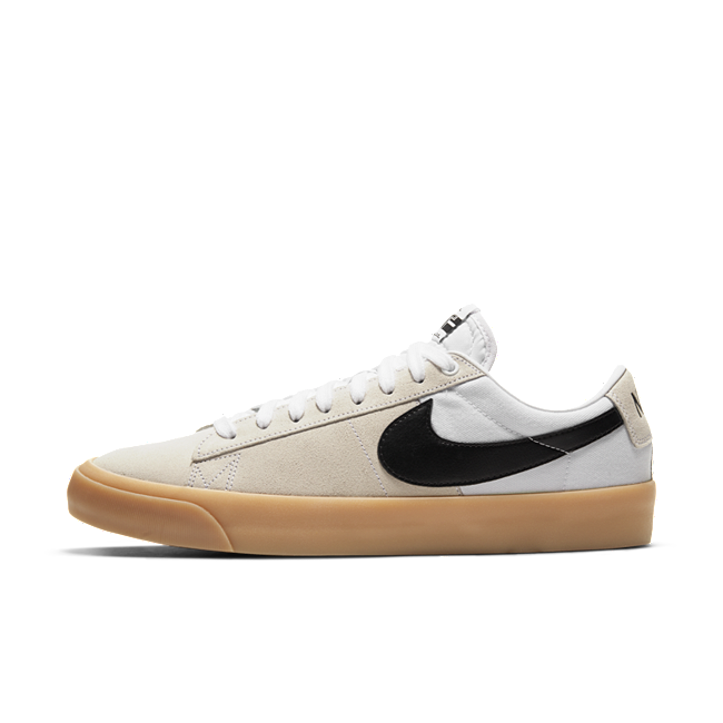 Nike SB Zoom Blazer Low Pro GT DC7695-100 01