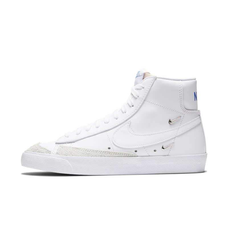 nike blazer mid se