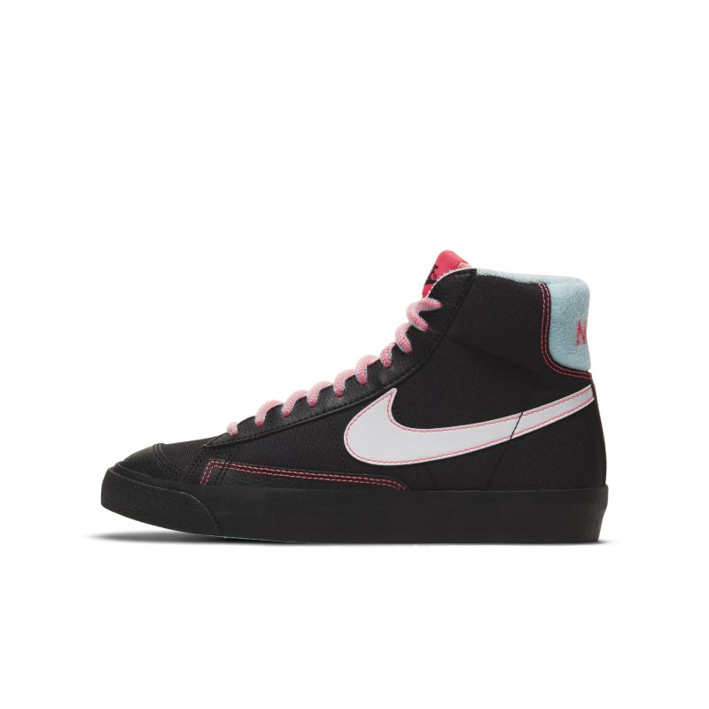 Nike Blazer Mid '77 DD7710-001 01