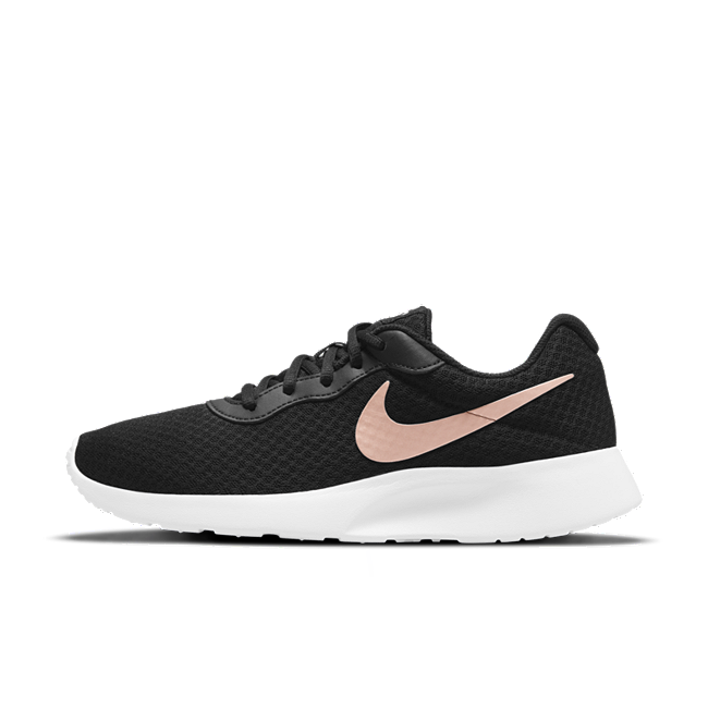 Nike Tanjun DJ6257-001
