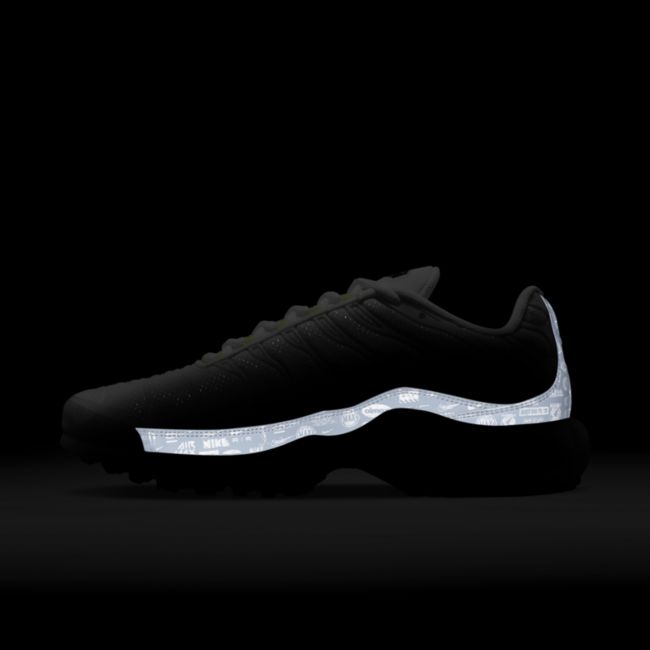 Nike Air Max Plus DB0682-002 03