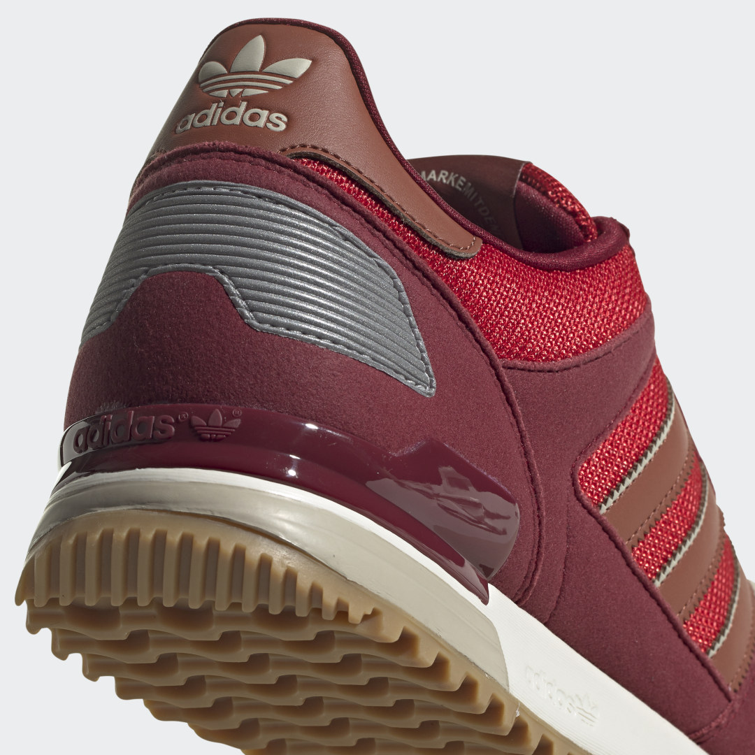 adidas ZX 700 FX6956 05