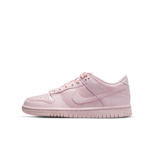 Nike Dunk Low SE 921803-601 02