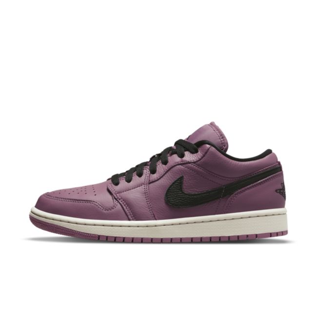 Jordan 1 Low SE DC7268-500