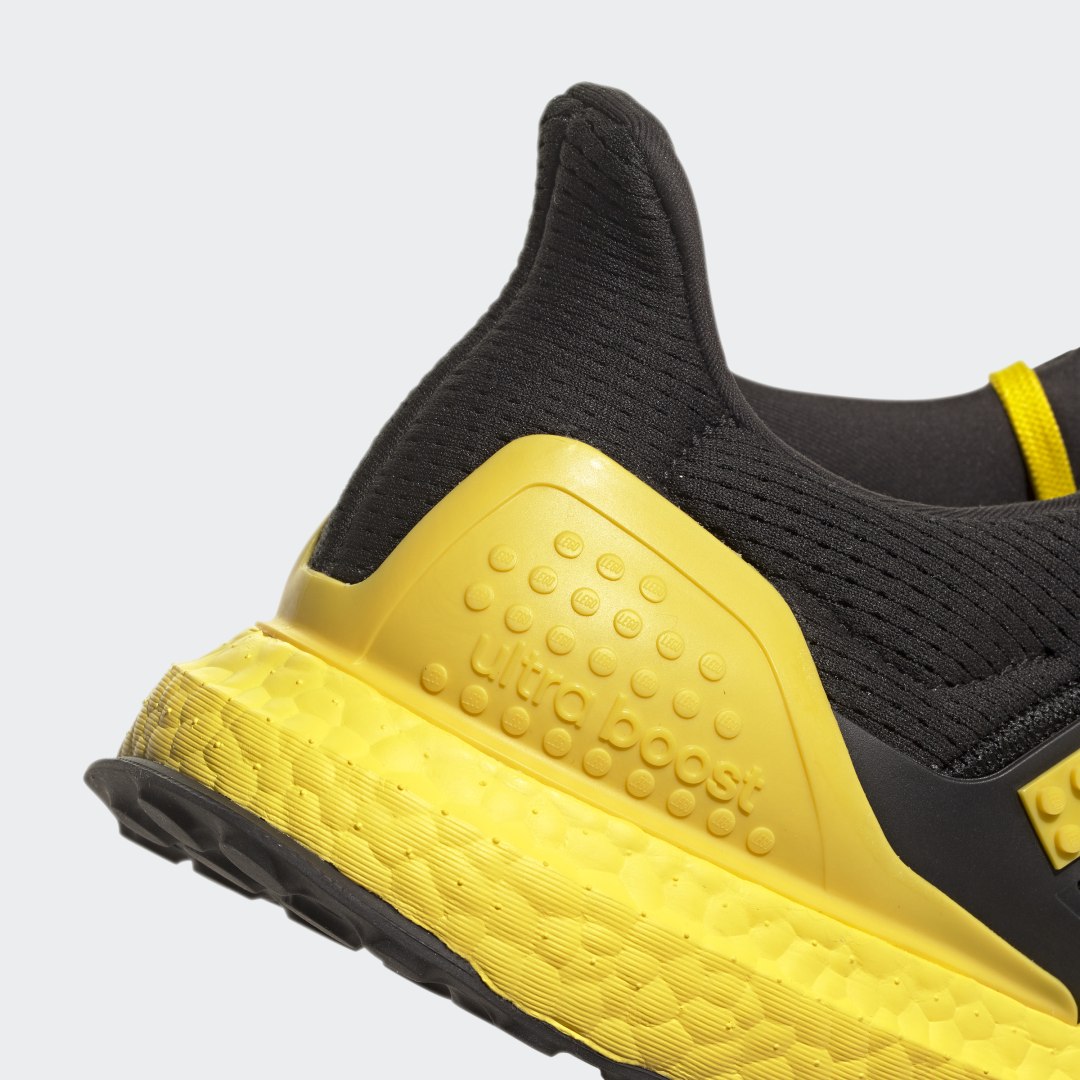 adidas Ultra Boost DNA x LEGO® Colors H67953 05