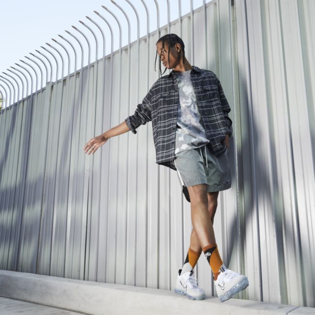 vapormax with long socks