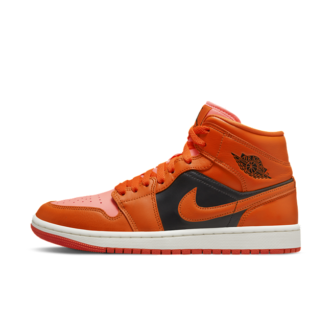 Jordan 1 Mid SE DM3381-600 01