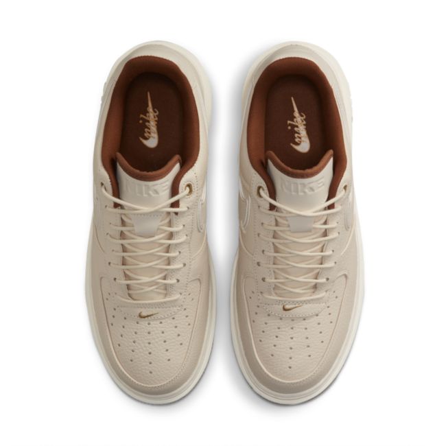 Nike Air Force 1 Luxe DB4109-200 02