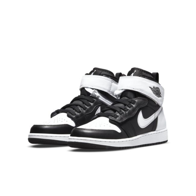 Jordan 1 High FlyEase DC7986-011 02