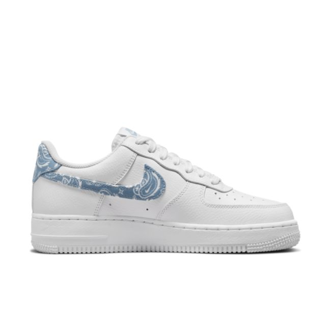 Nike Air Force 1 '07 Essential DH4406-100 02