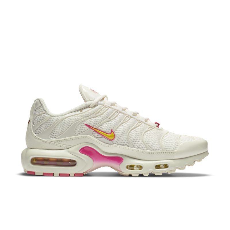 Nike Air Max Plus CZ0373-100 03