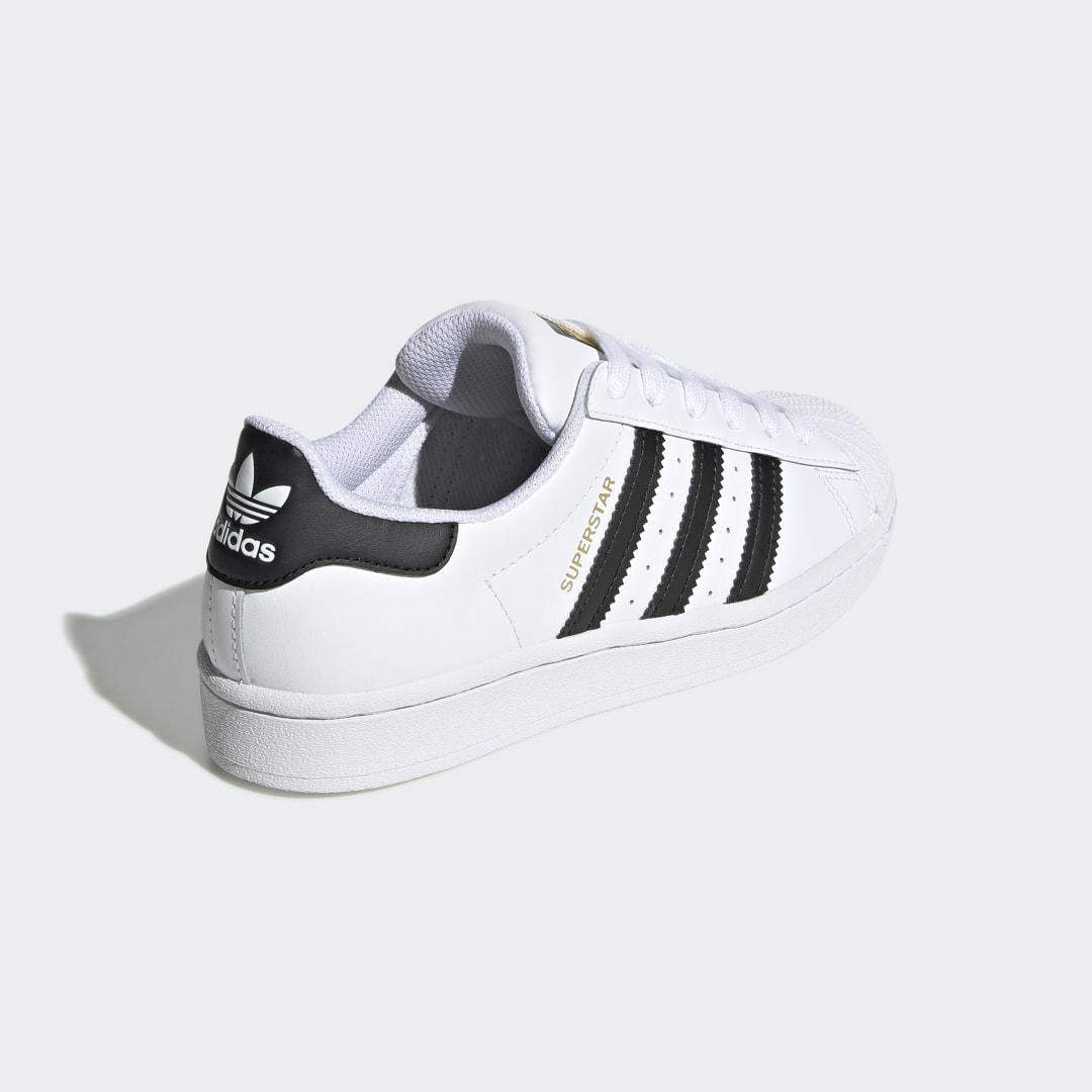 adidas Superstar