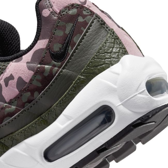 Nike Air Max 95 DN5462-200 04