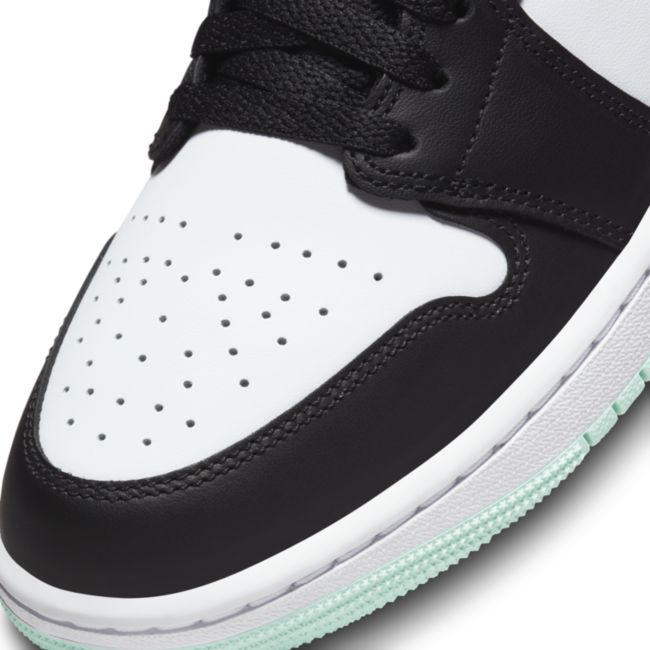 Jordan 1 Low SE DM1199-100 03