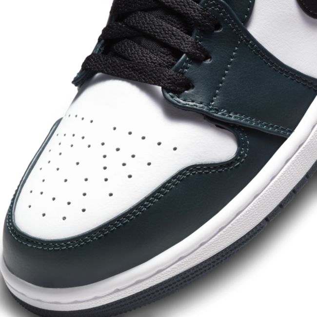 Jordan 1 Low 553558-411 03