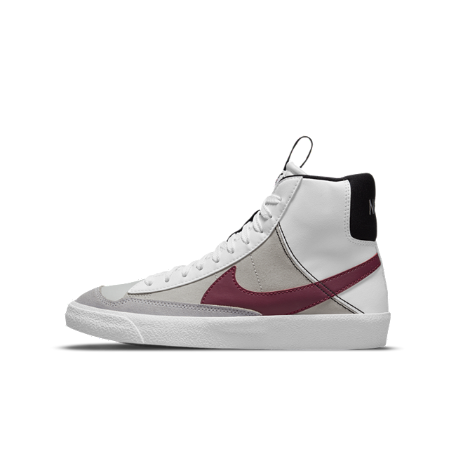 Chaussure 2025 blazer nike