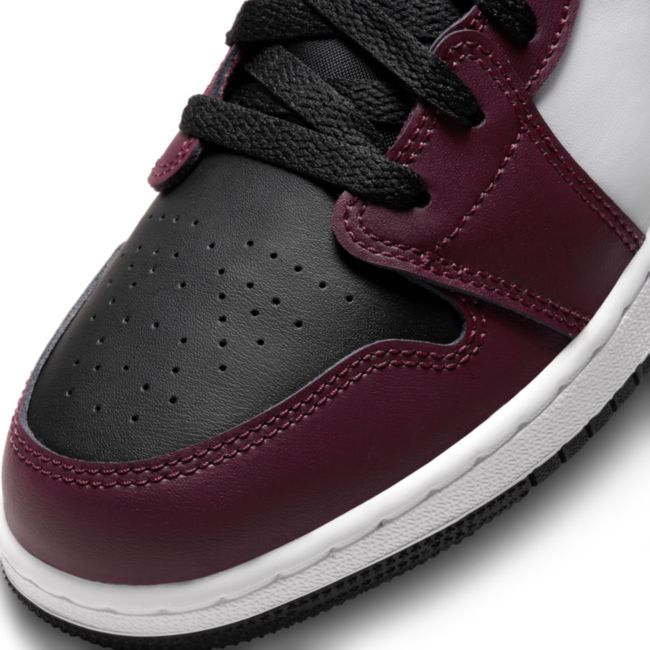 Jordan 1 Low SE DM0589-635 03