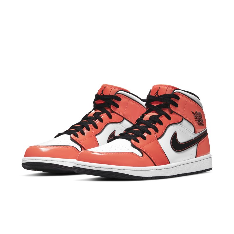 Jordan 1 Mid SE DD6834-802 02