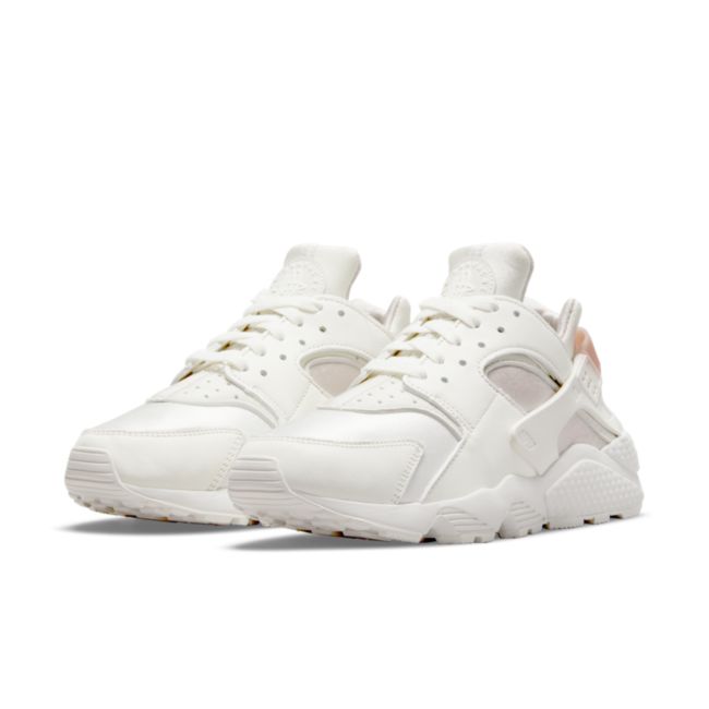 Nike Air Huarache DH4439-104 04