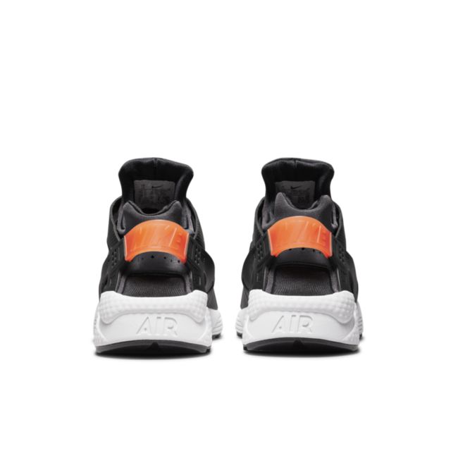 Nike Air Huarache DR0152-001 04