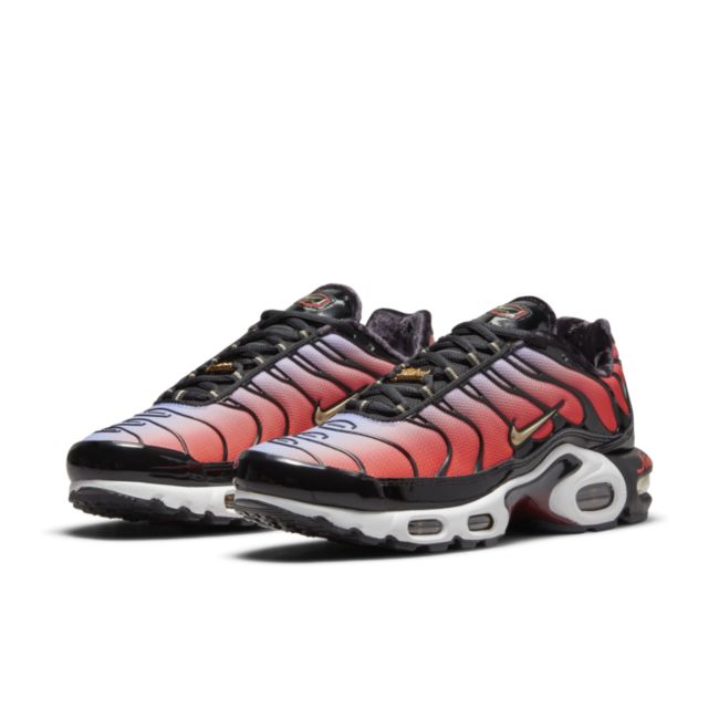 Nike Air Max Plus DO6115-500 02